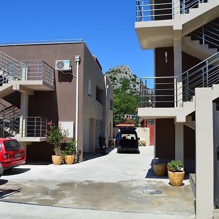 Apartments Md Lux 2 Sutomore Bagian luar foto