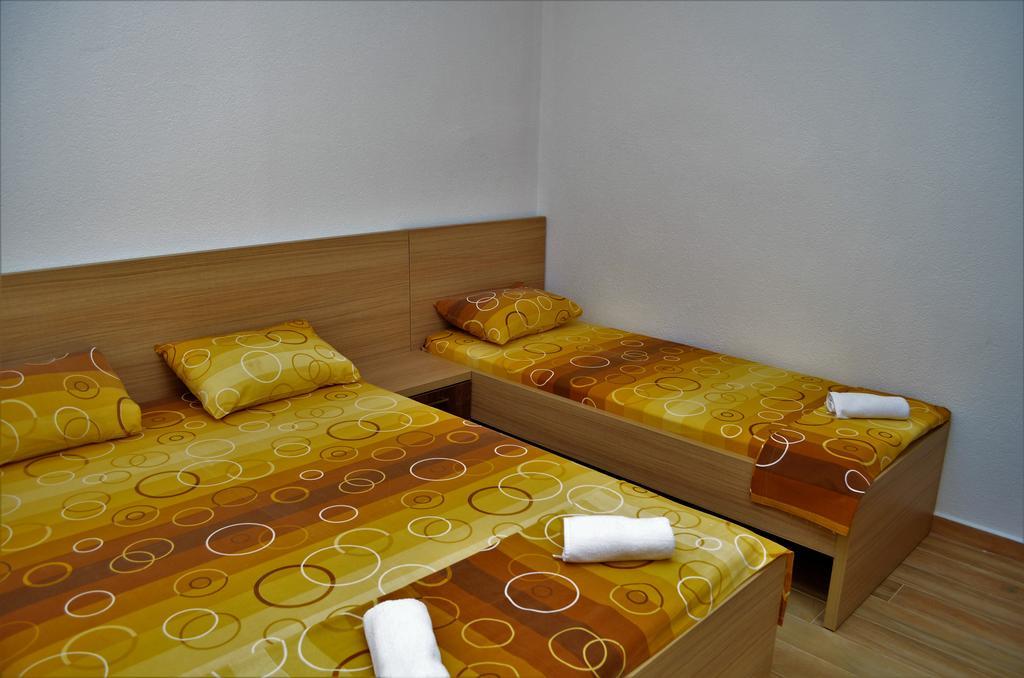 Apartments Md Lux 2 Sutomore Bagian luar foto